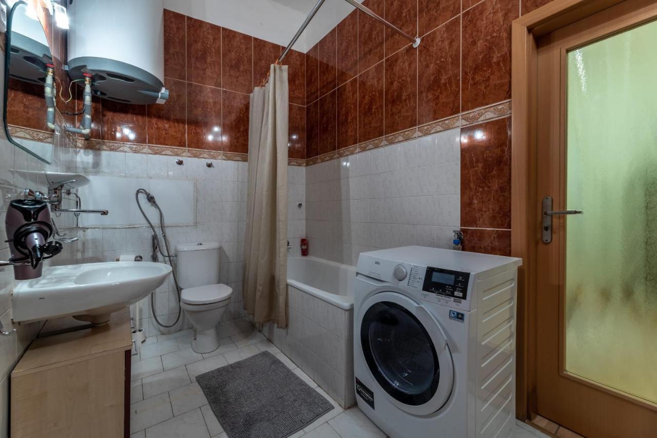 Spacious 3 Bedroom Apartment In The Heart Of Πράγα Εξωτερικό φωτογραφία